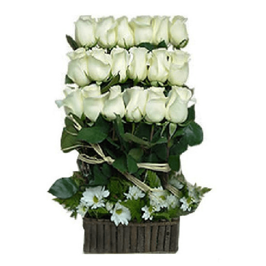 maseta rustica con 18 rosas blancas
